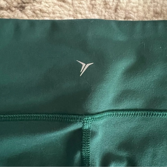 Old Navy Active Go Dry Green Capri Midrise Leggings Mesh Details size medium - Picture 5 of 6